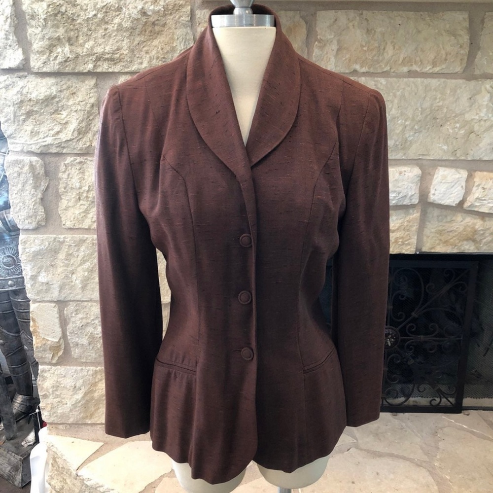 Vintage Brant Leigh Dallas Blazer size listed as 18 
*Fits like size 4/6 blazer
